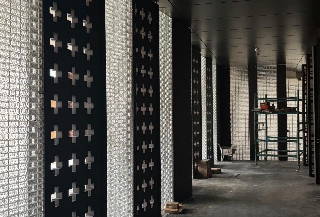 w1024_h694_zc1_ac__w6k8IlX7ectxzAEi0bVJ15uDY2aFRC9G